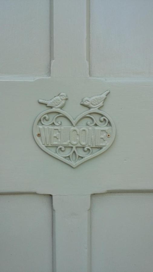 Aroha Bed & Breakfast Glastonbury Exterior photo